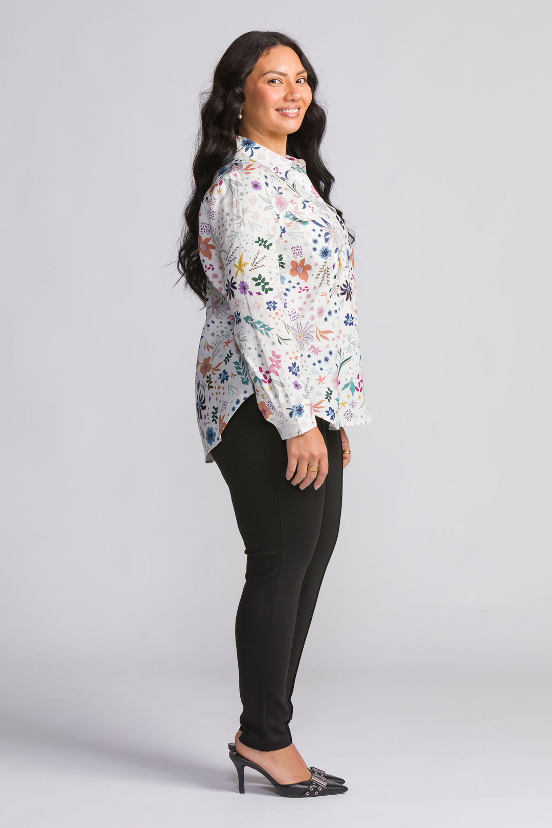 The Hilary | The Petite Linen Shirt